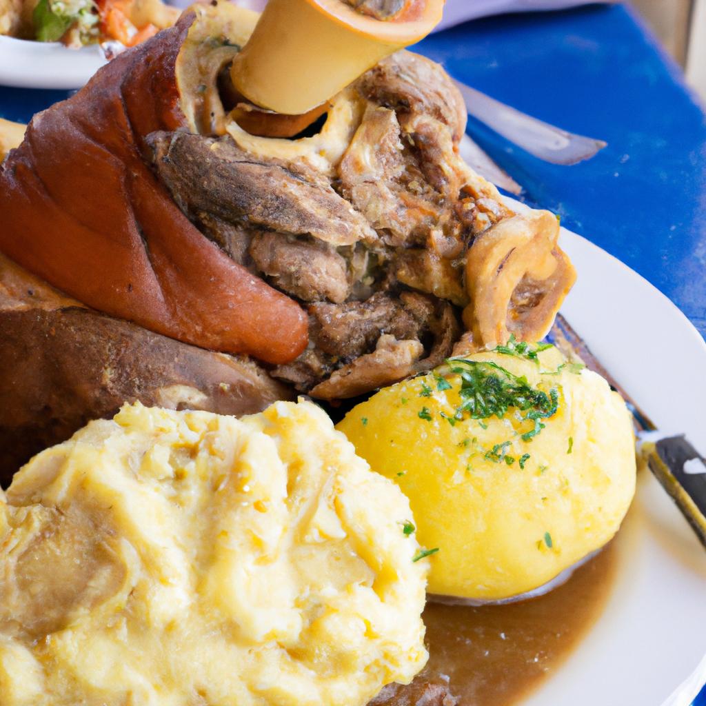 schweinshaxe_mit_knödel_(pork_knuckle_with_dumplings)